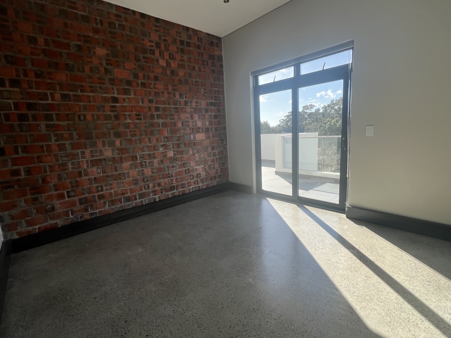 To Let Commercial Property for Rent in Paardevlei Western Cape